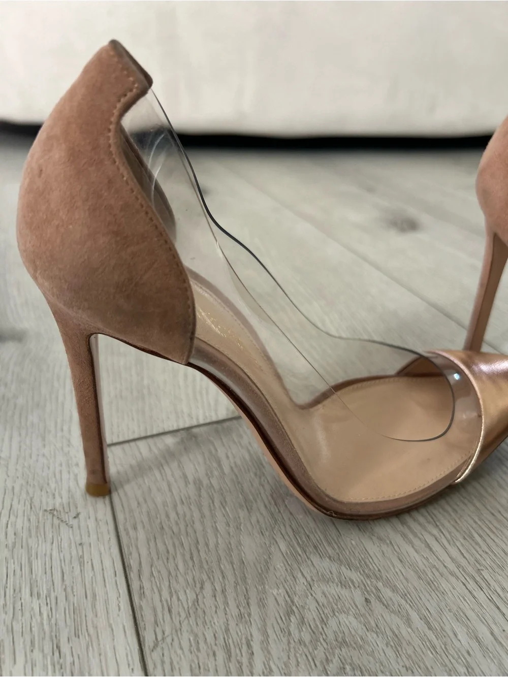 Gianvito Rossi sleek goanvito